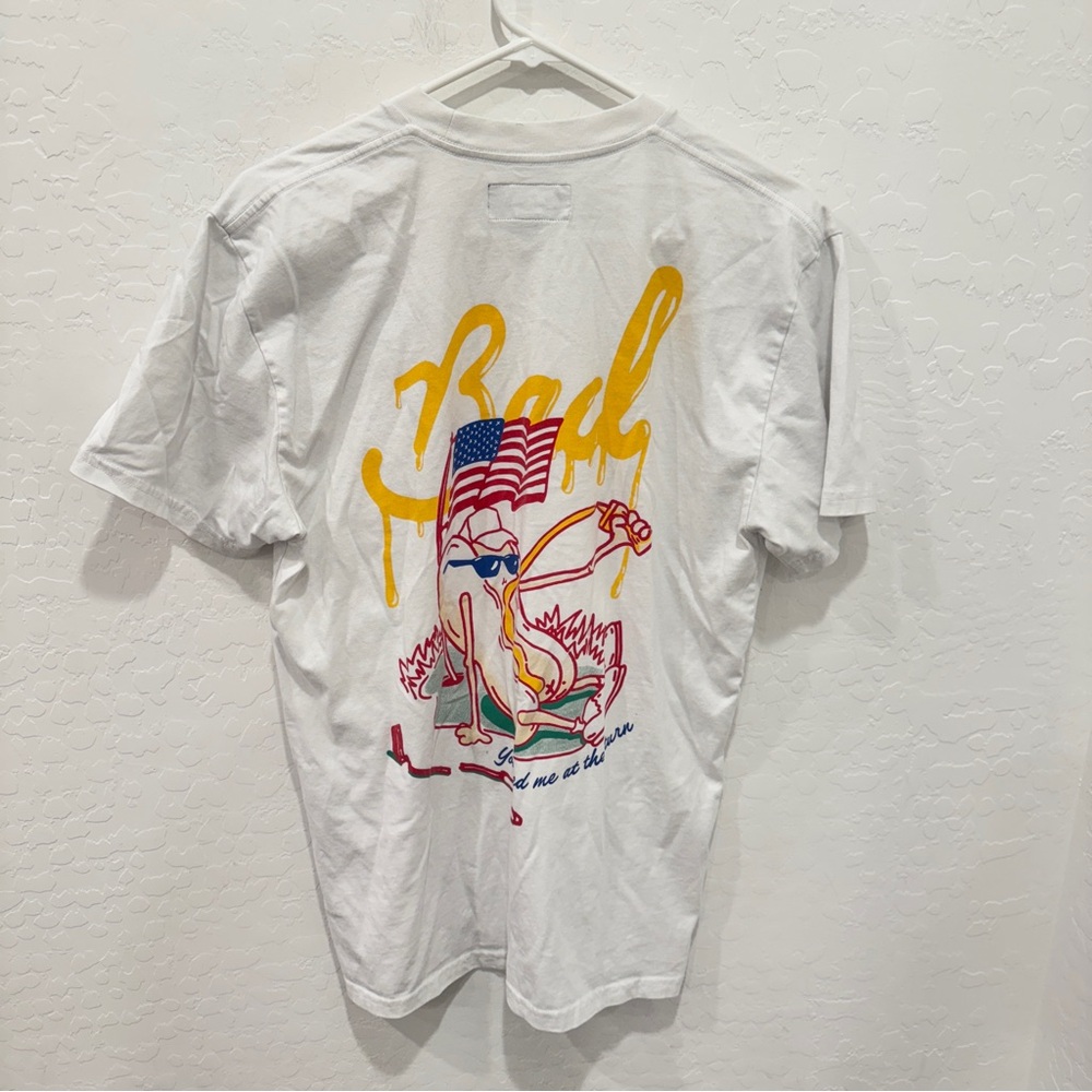 Bad Birdie Dogs at the Turn Graphic T-Shirt Men’s Small White Tee Casual